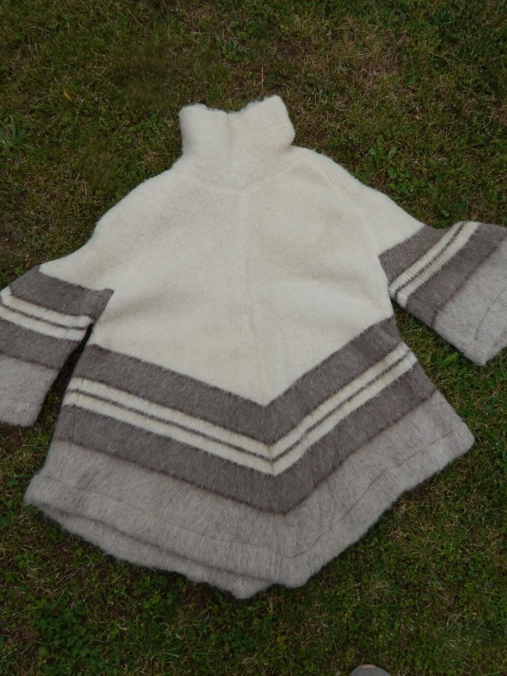 Alafoss Icewool Sweater 100% Pure Arctic Sheep Wool One Size Vintage ******